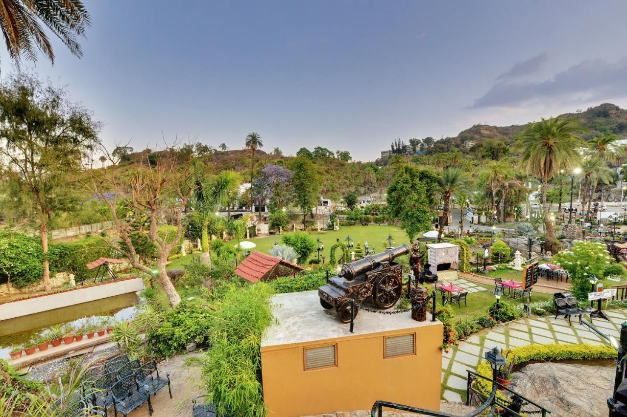 Chacha Inn The Garden Retreat Маунт Абу Екстериор снимка